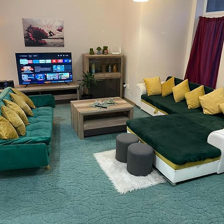 Velky Apartman Μπρατισλάβα Εξωτερικό φωτογραφία