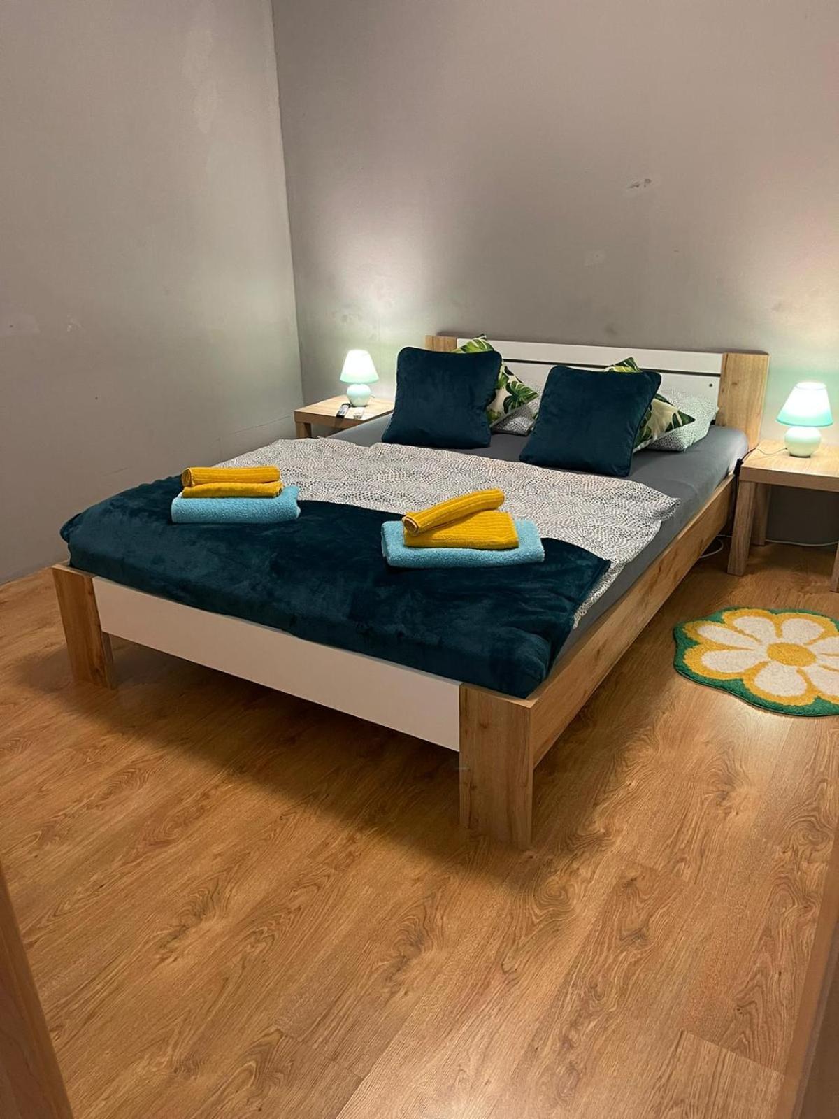 Velky Apartman Μπρατισλάβα Εξωτερικό φωτογραφία