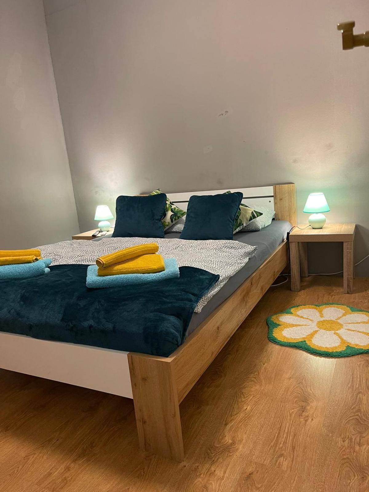 Velky Apartman Μπρατισλάβα Εξωτερικό φωτογραφία