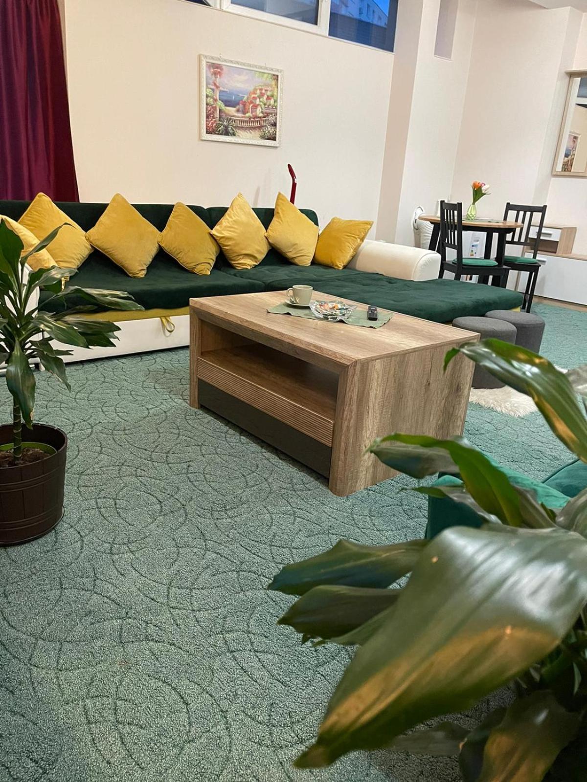 Velky Apartman Μπρατισλάβα Εξωτερικό φωτογραφία