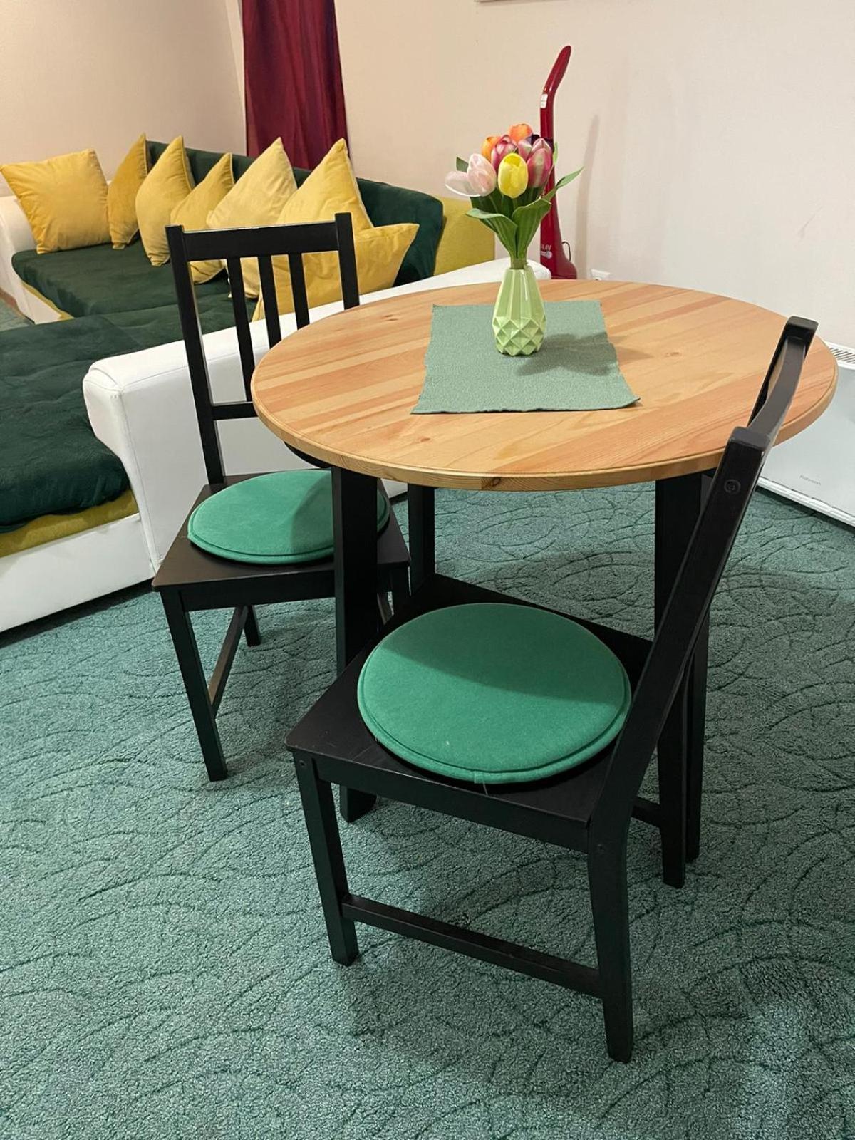 Velky Apartman Μπρατισλάβα Εξωτερικό φωτογραφία
